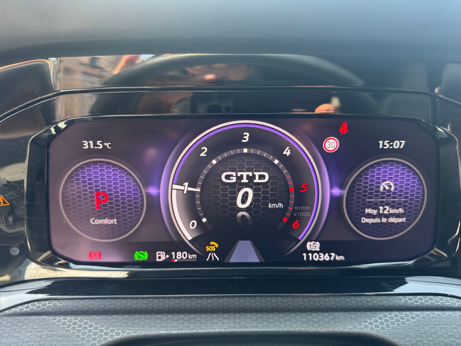 Volkswagen Golf 16
