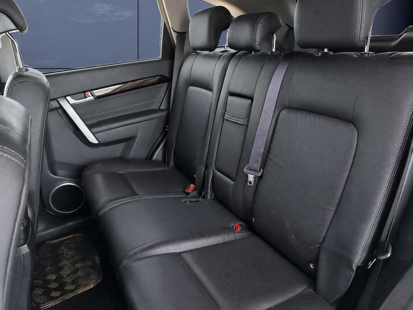 Chevrolet Captiva 10
