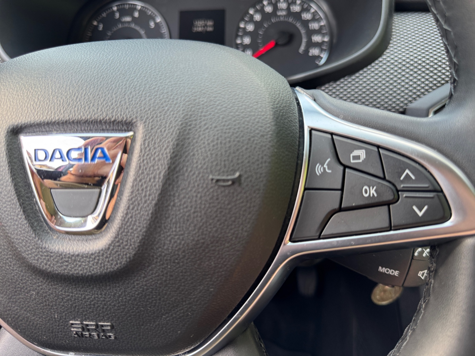 Dacia Sandero 18