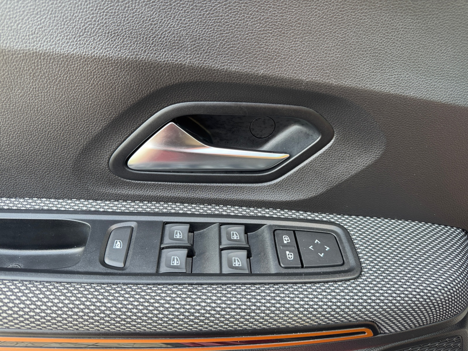 Dacia Sandero 23