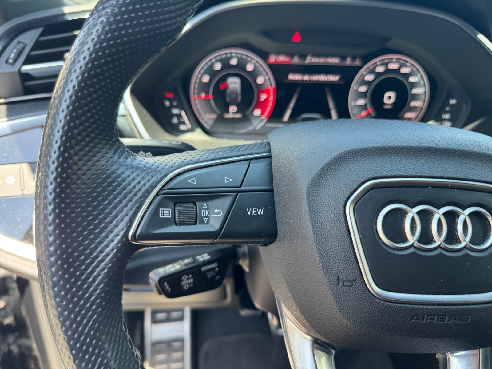 Audi Q3 22
