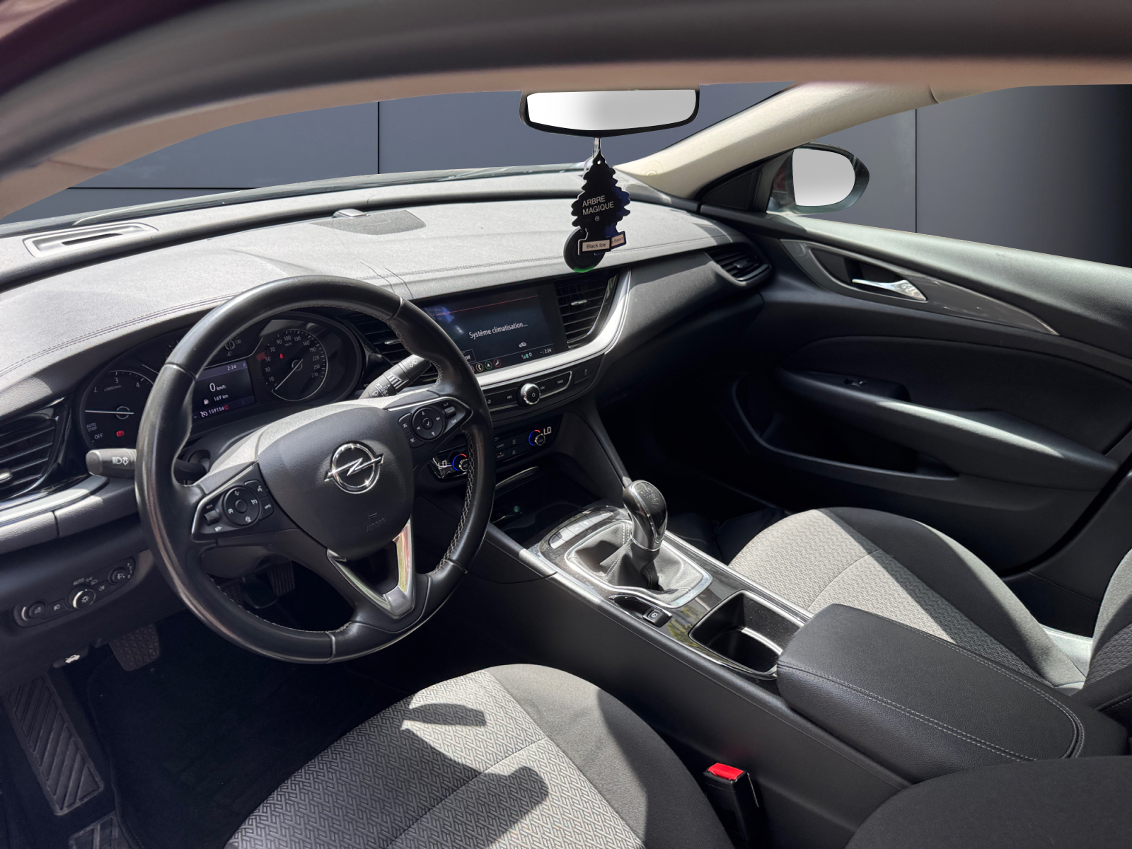 Opel Insignia 8