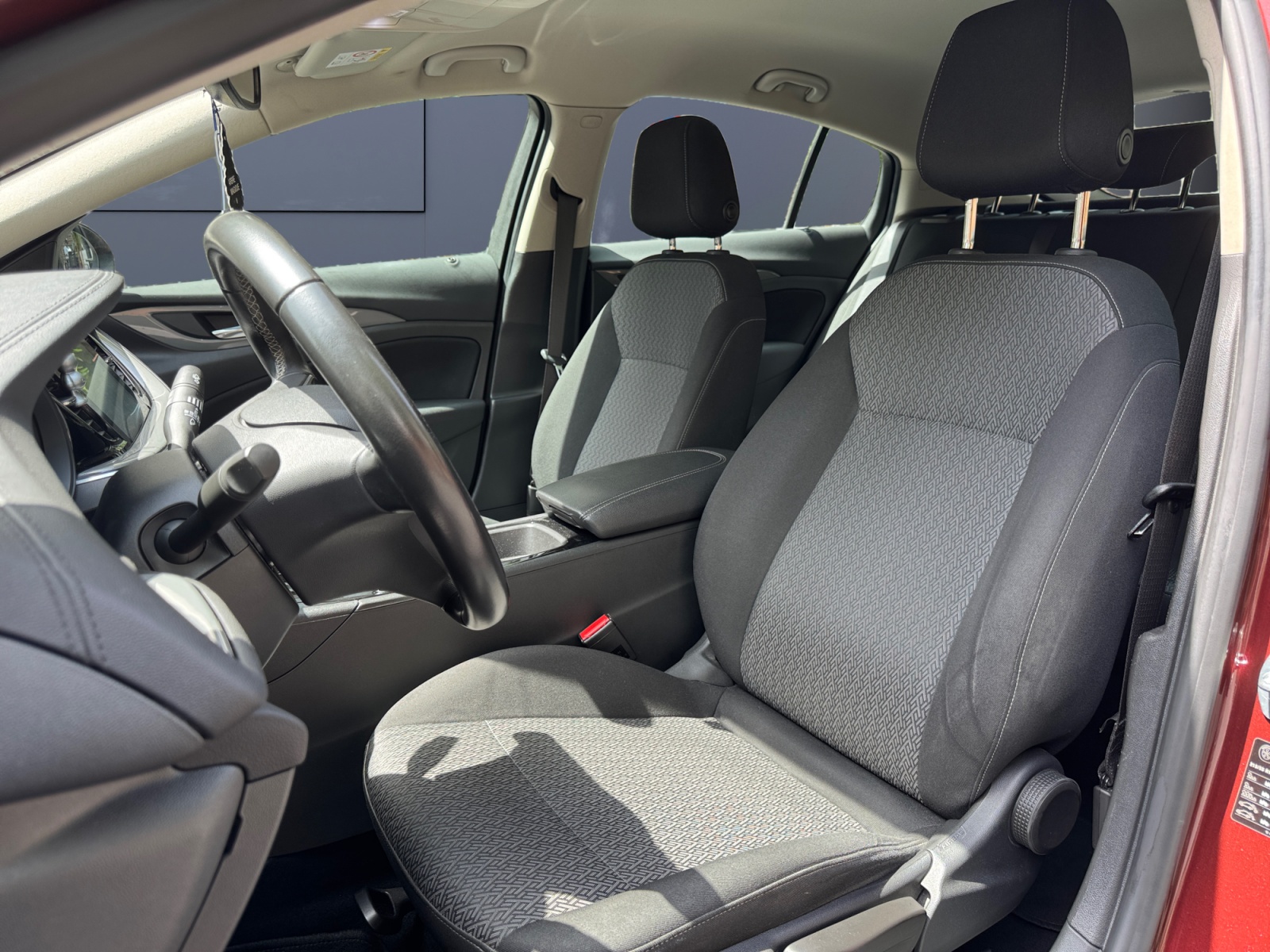 Opel Insignia 9