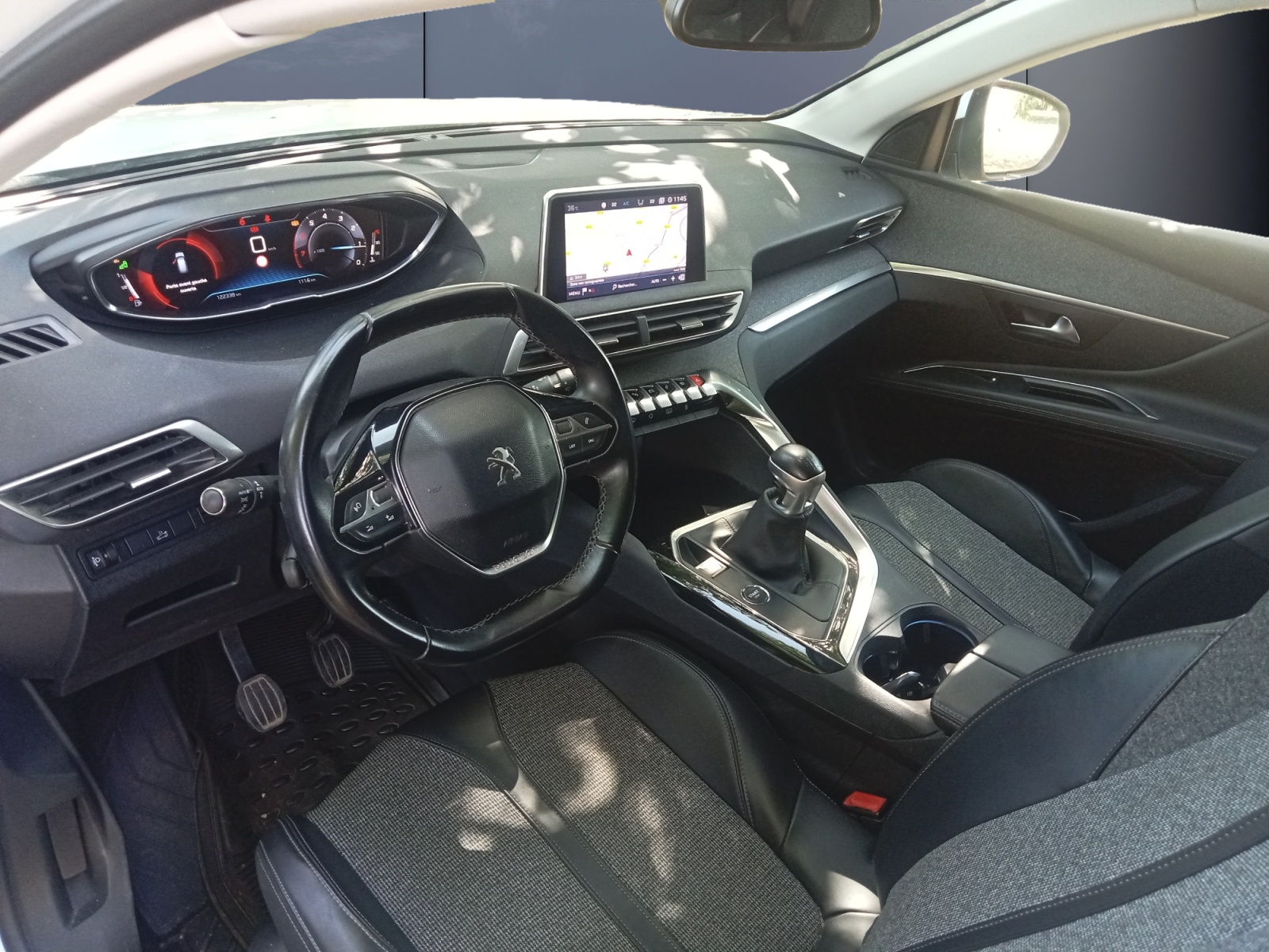 Peugeot 3008 8