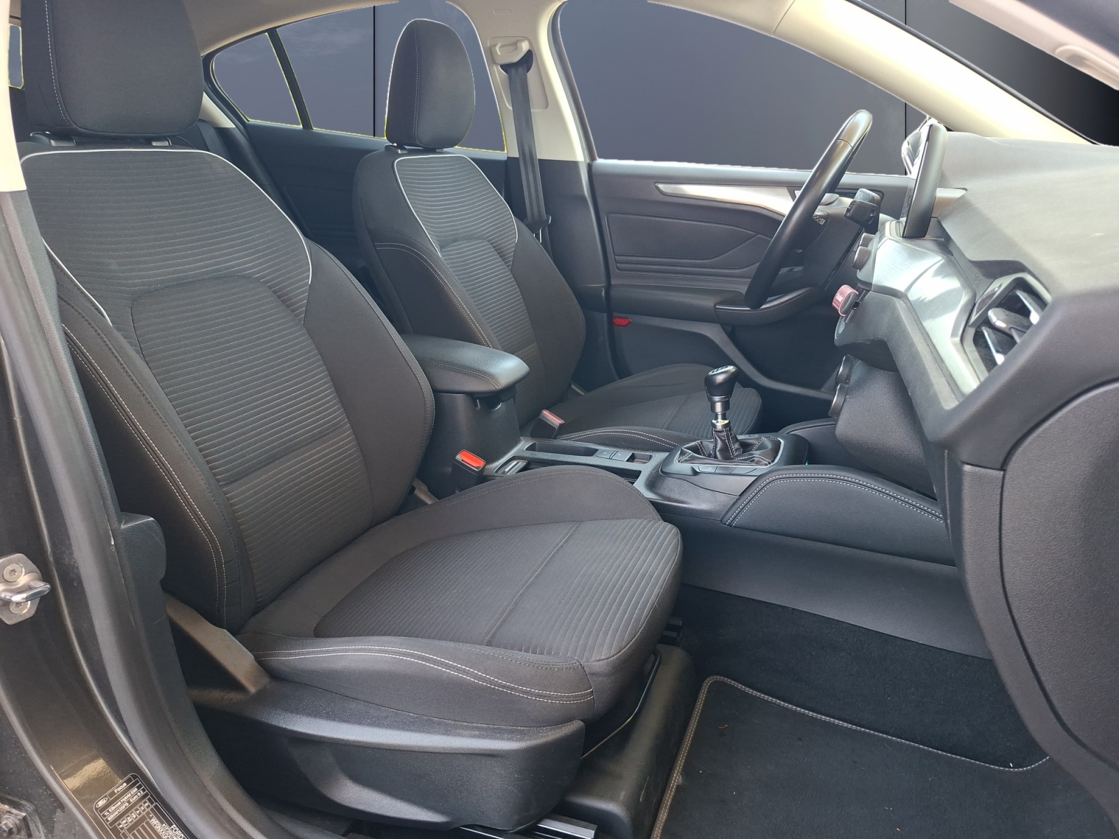 Ford Focus 13