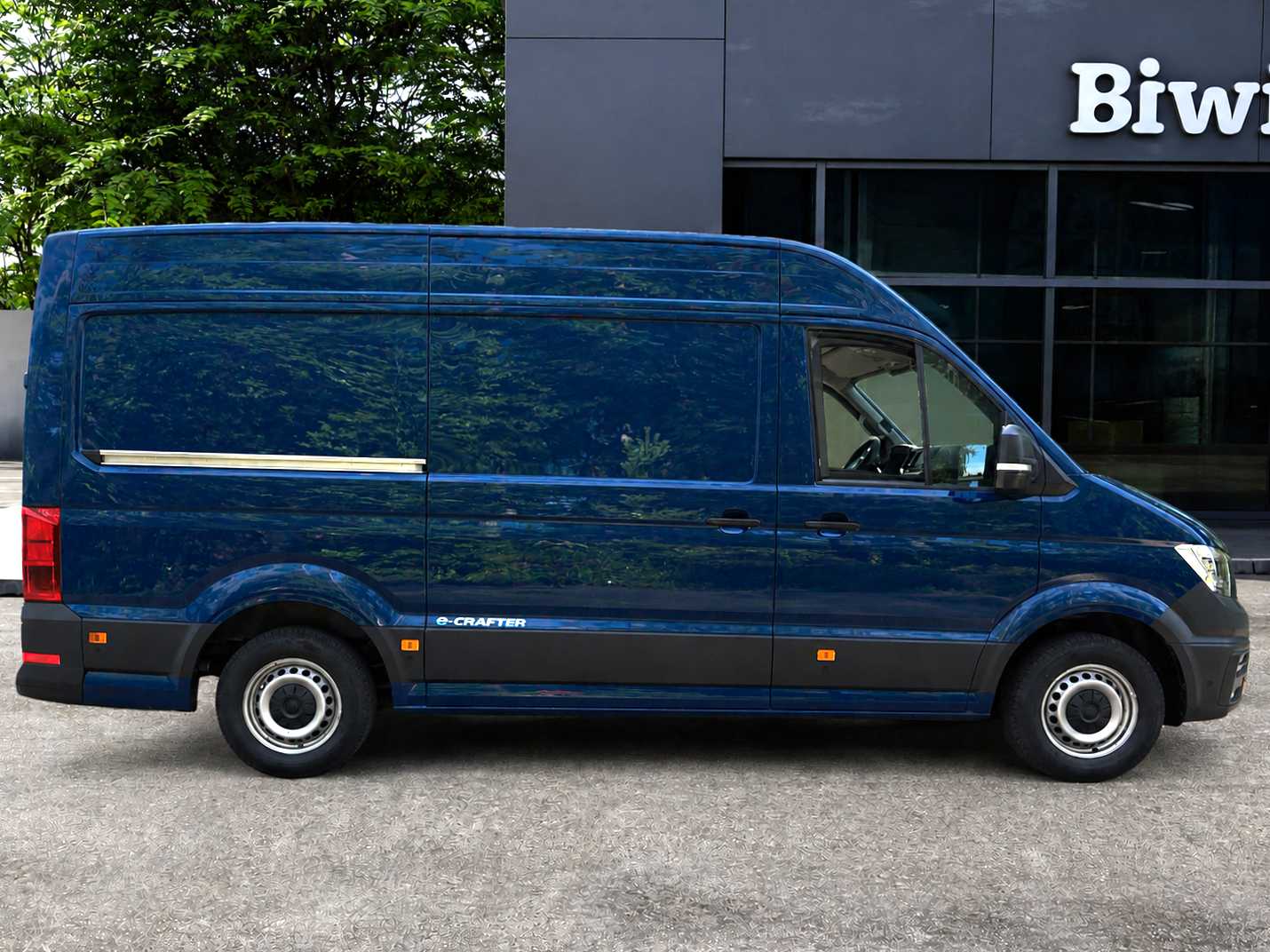 Volkswagen E-Crafter Vu 5