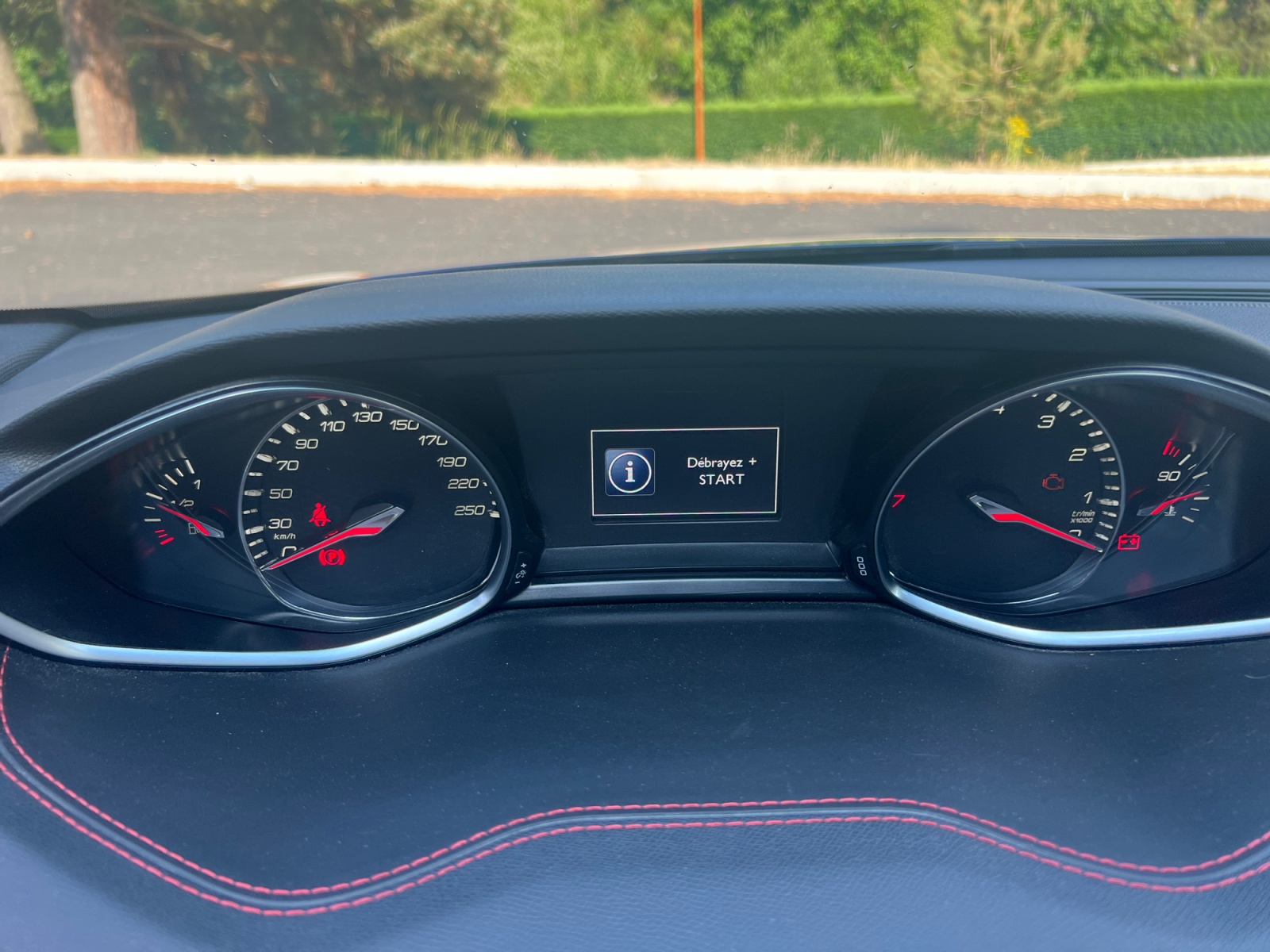 Peugeot 308 16