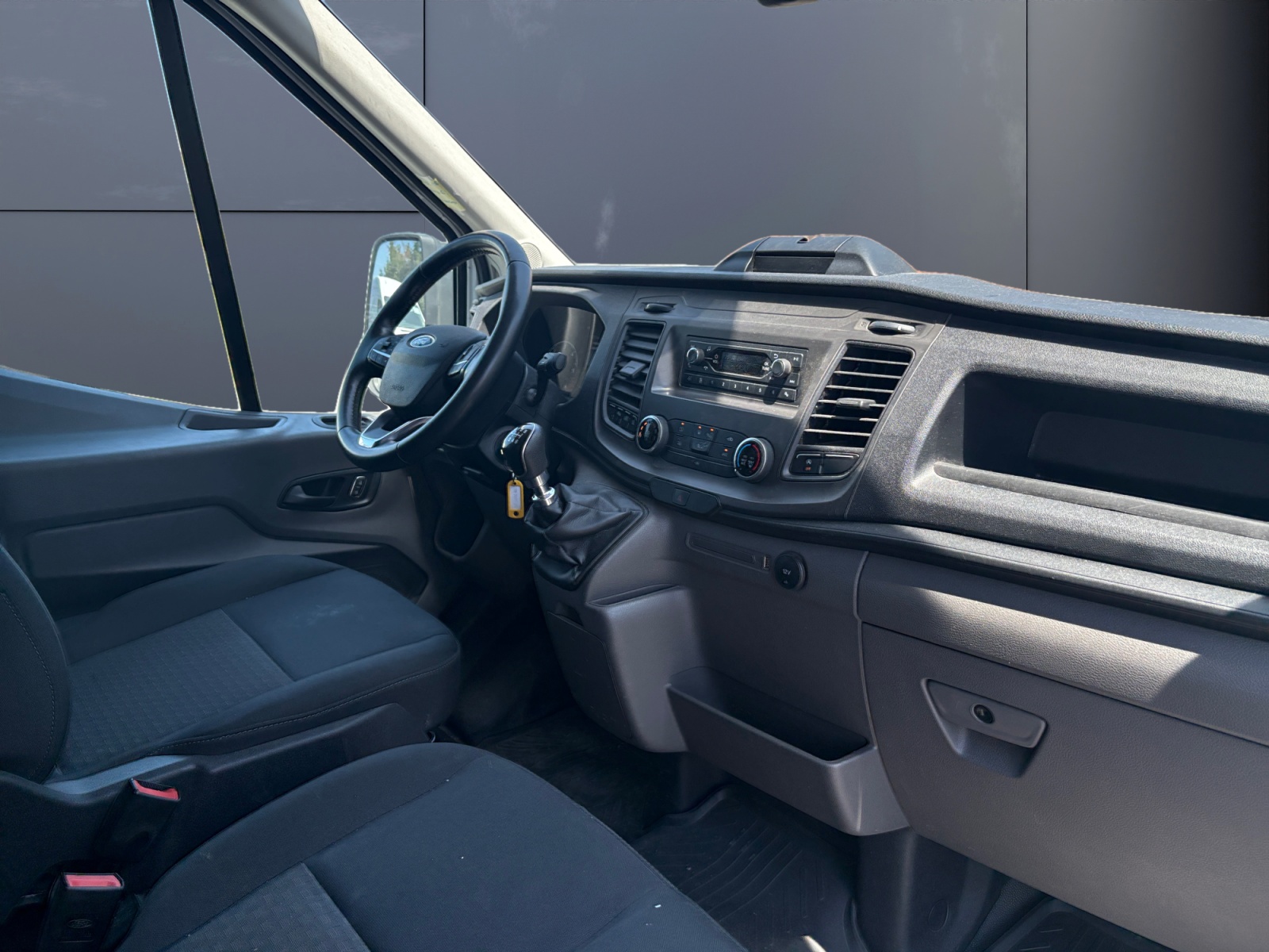Ford Transit Vu 18