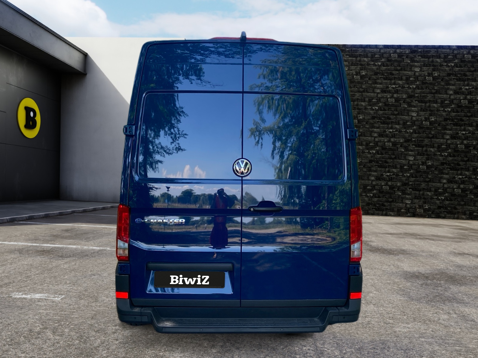 Volkswagen E-Crafter Vu 3