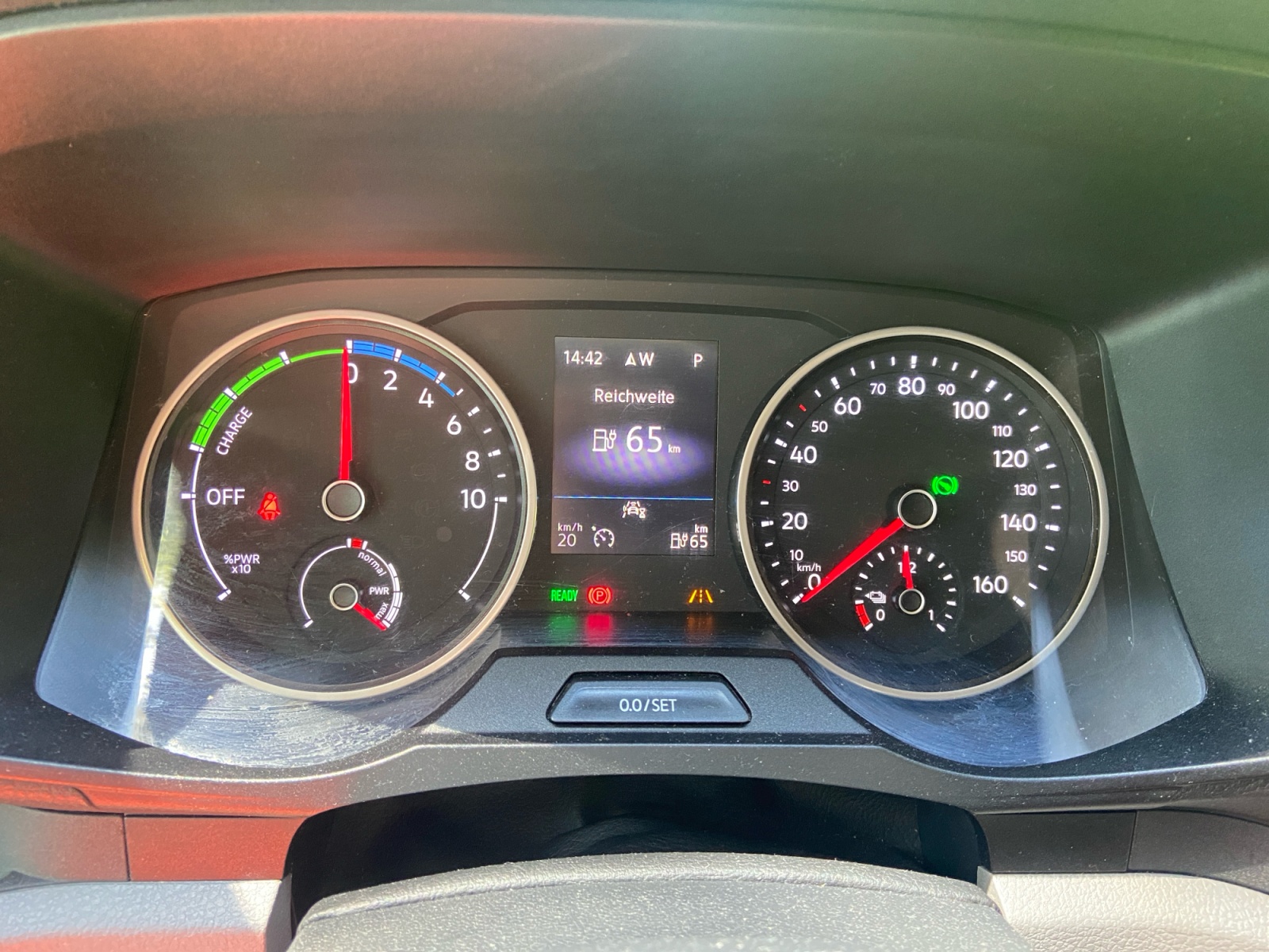 Volkswagen E-Crafter Vu 17