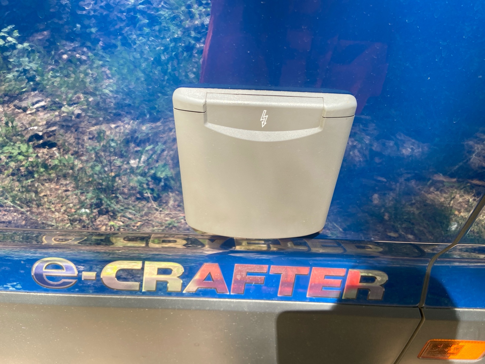 Volkswagen E-Crafter Vu 37