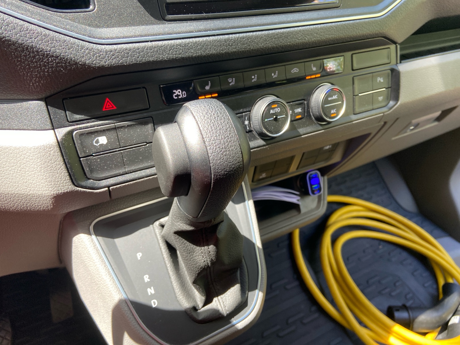 Volkswagen E-Crafter Vu 20