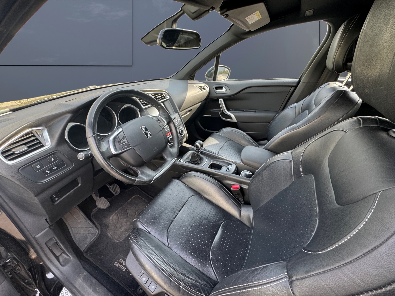 Ds Automobiles Ds 4 8