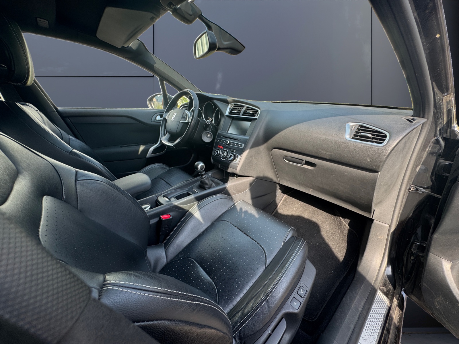 Ds Automobiles Ds 4 12