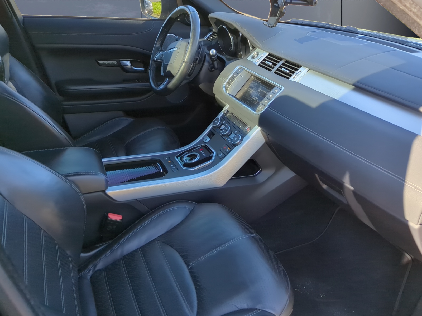 Land Rover Range Rover Evoque 12