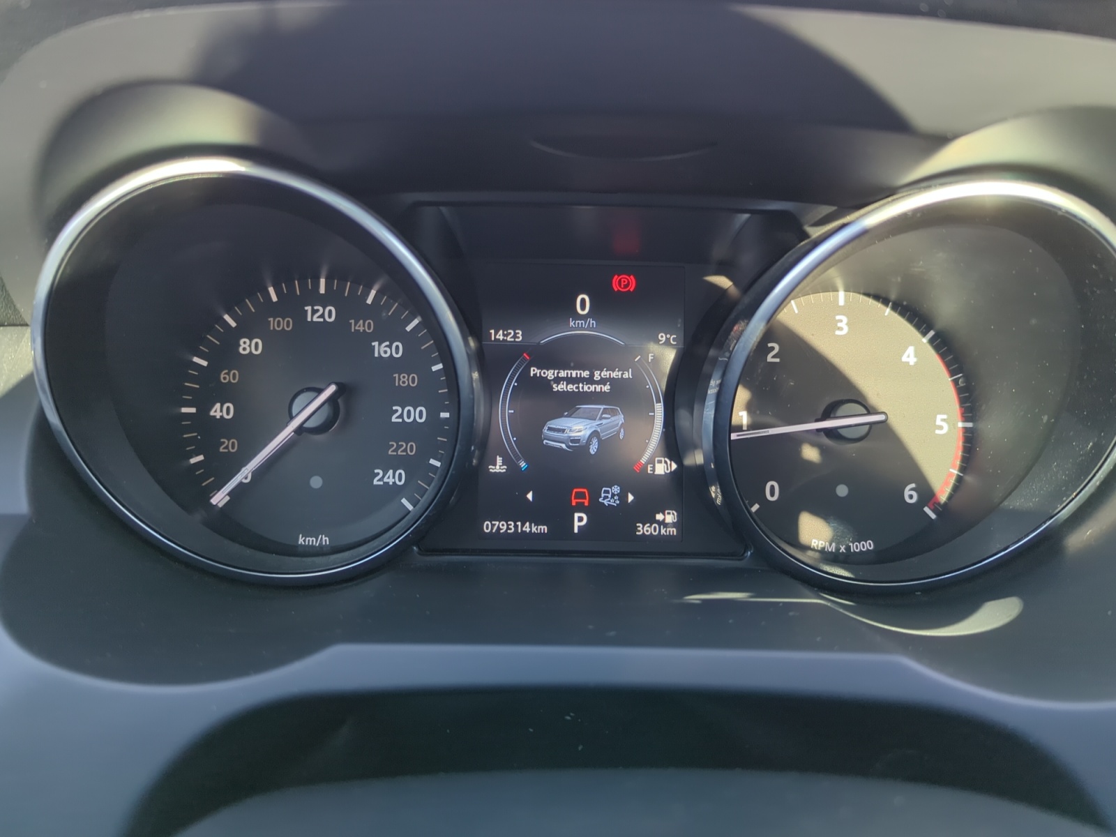 Land Rover Range Rover Evoque 16