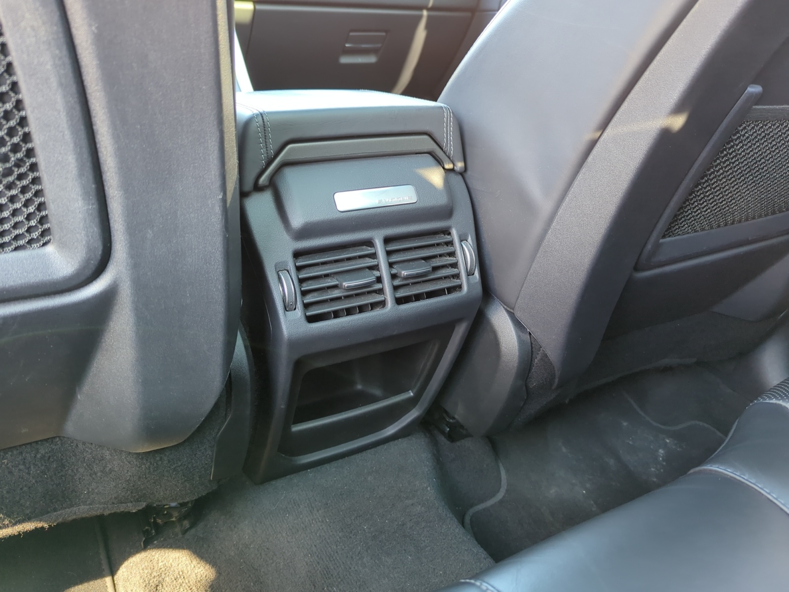 Land Rover Range Rover Evoque 19