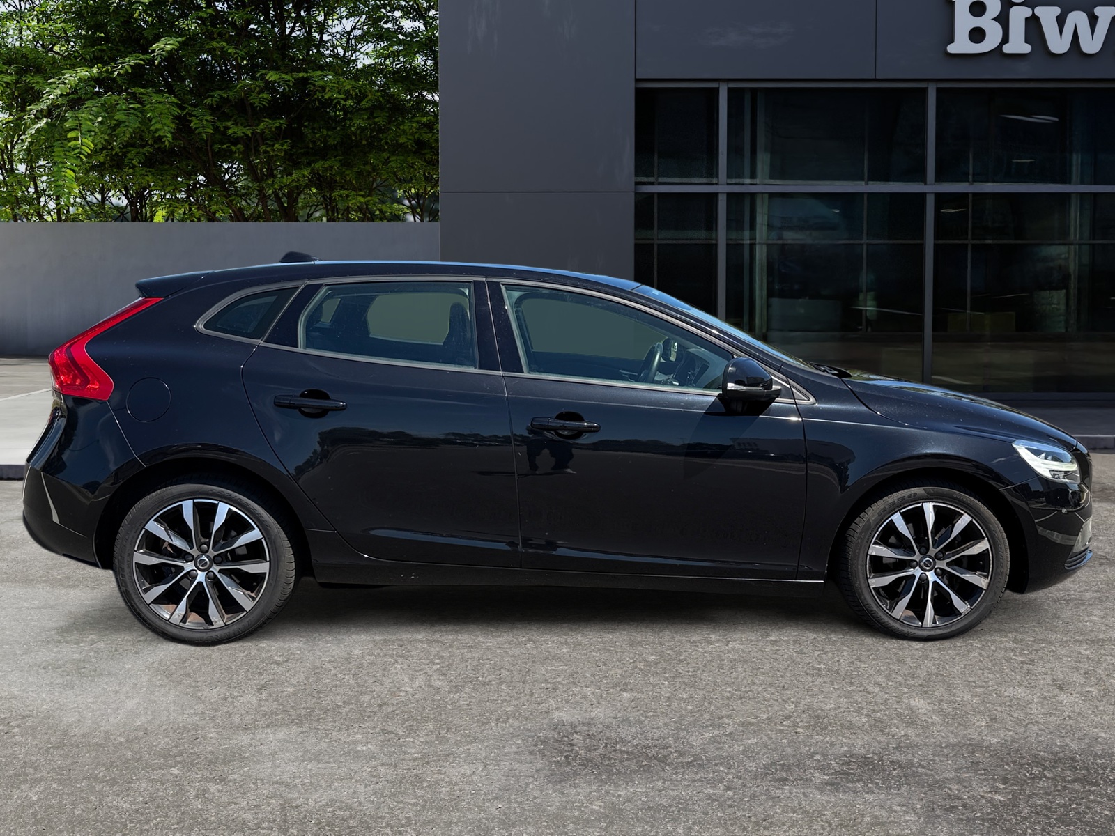 Volvo V40 5