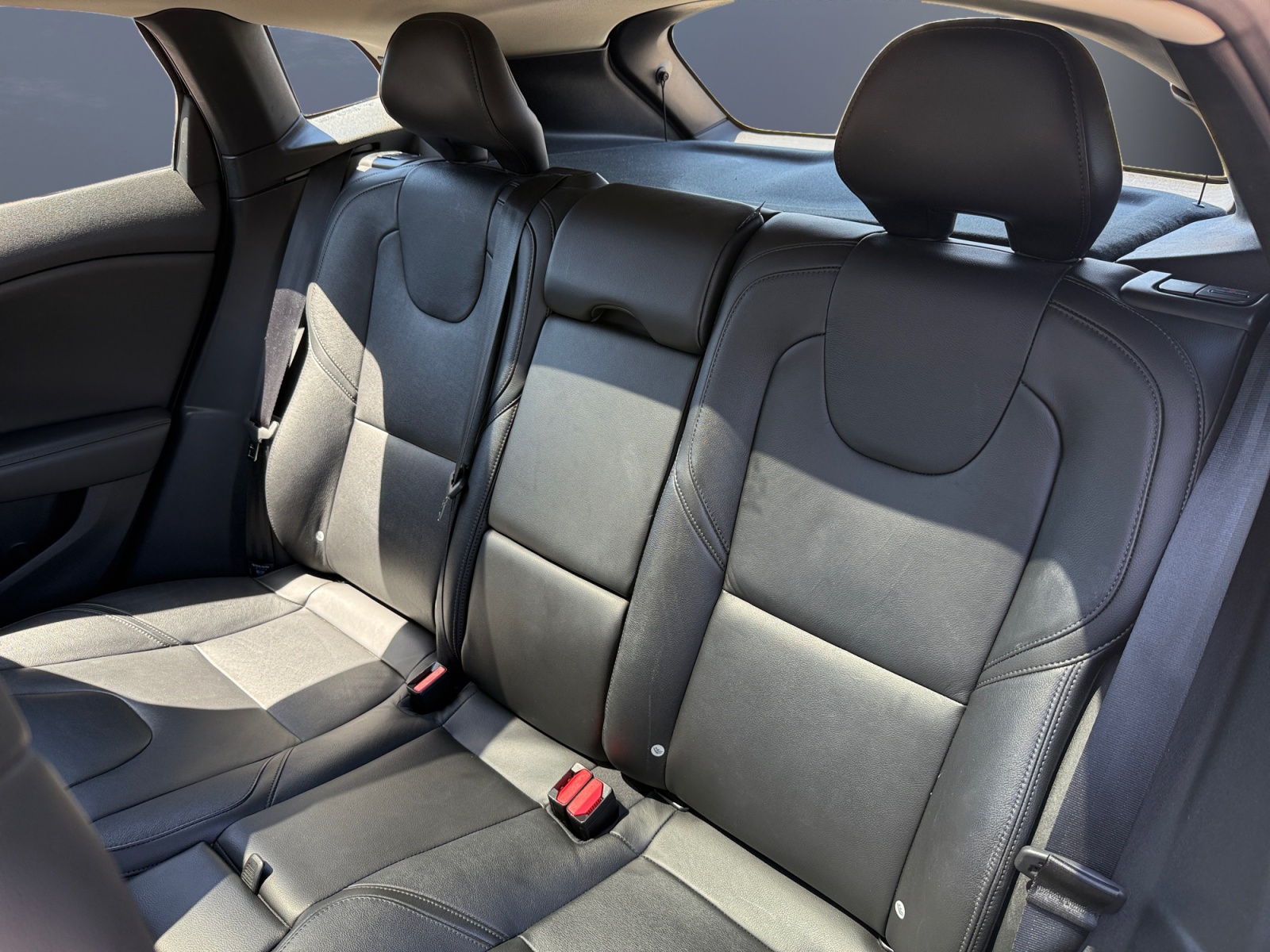 Volvo V40 10