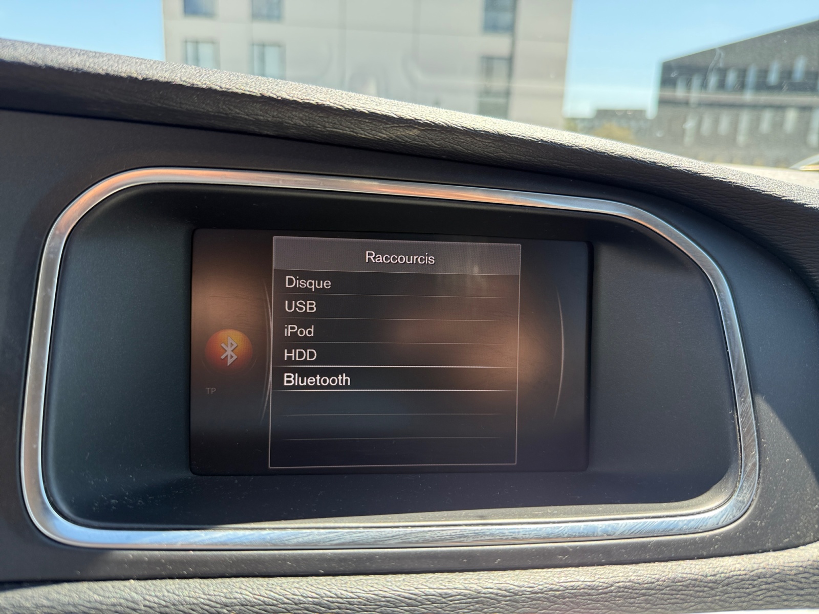 Volvo V40 19