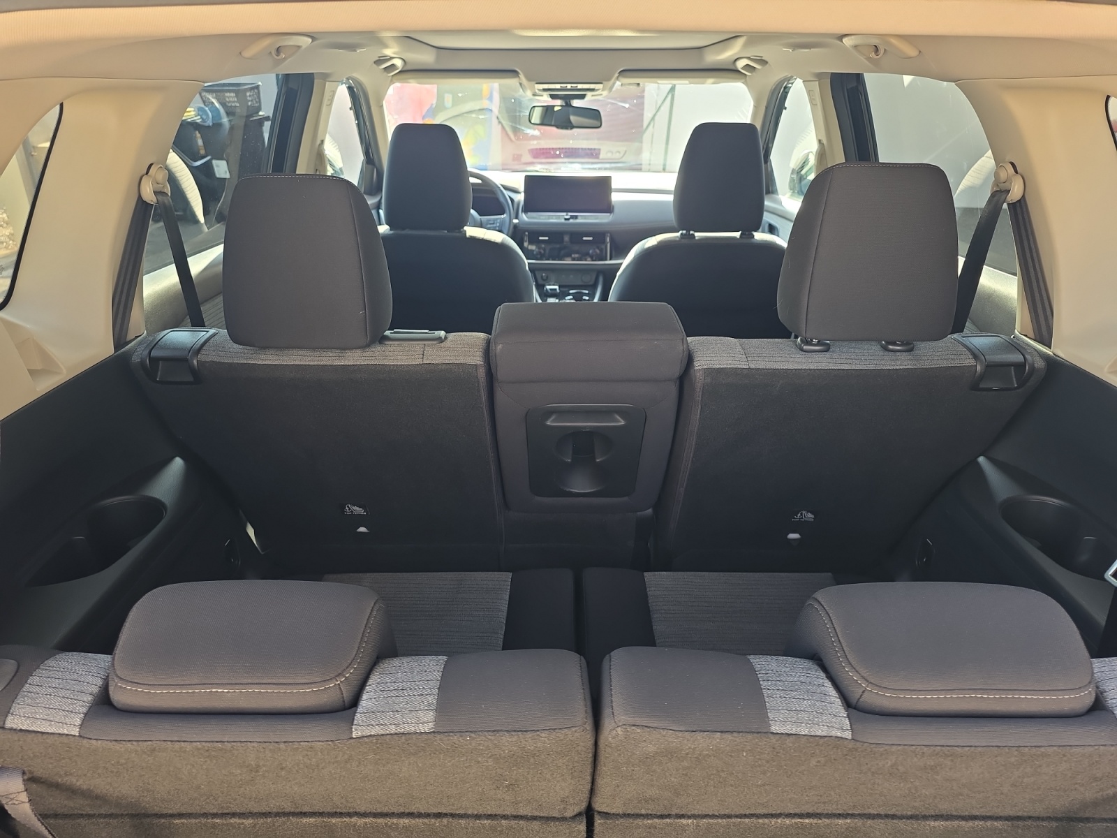 Nissan X-Trail 24