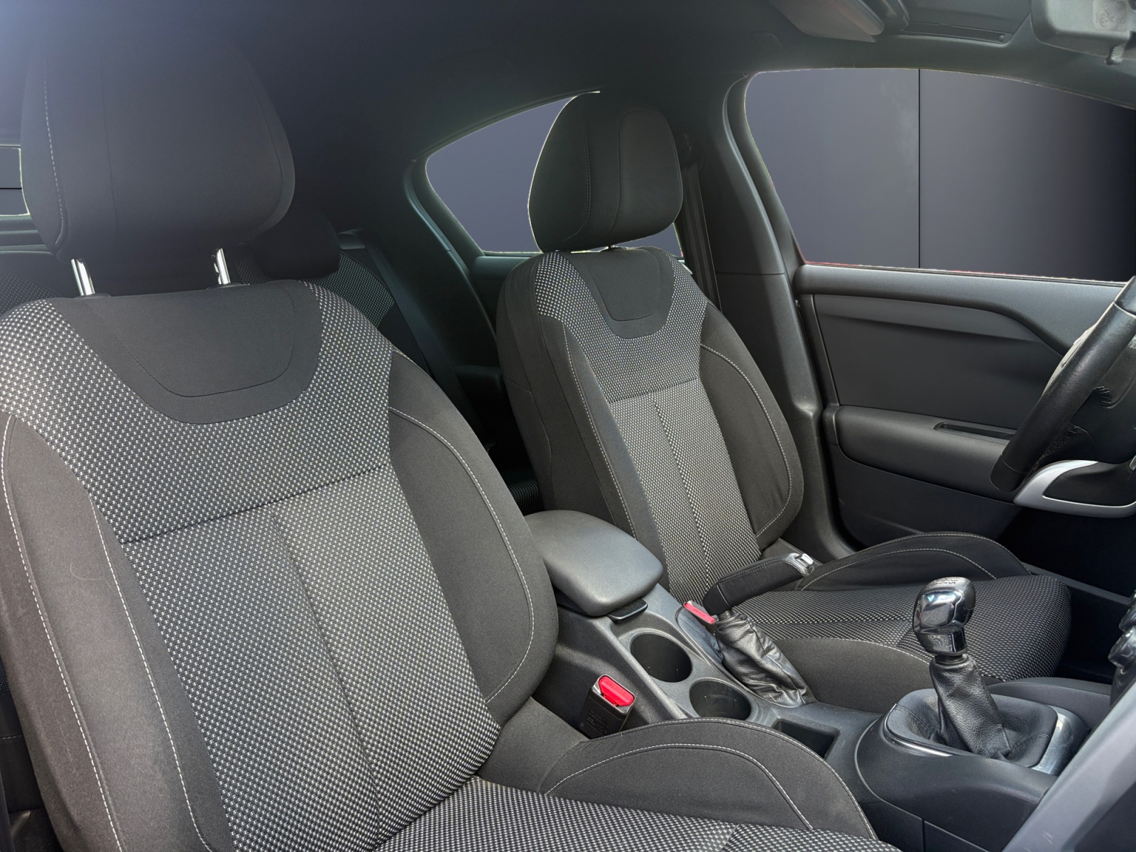 Ds Automobiles Ds 4 13