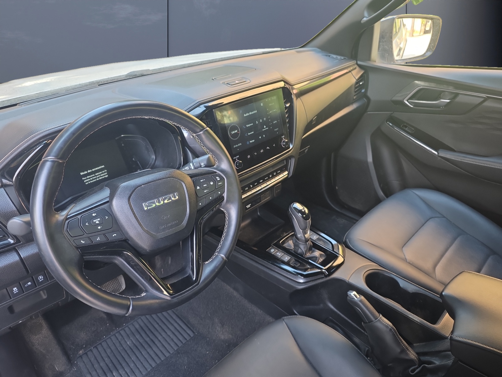 Isuzu D-Max 8