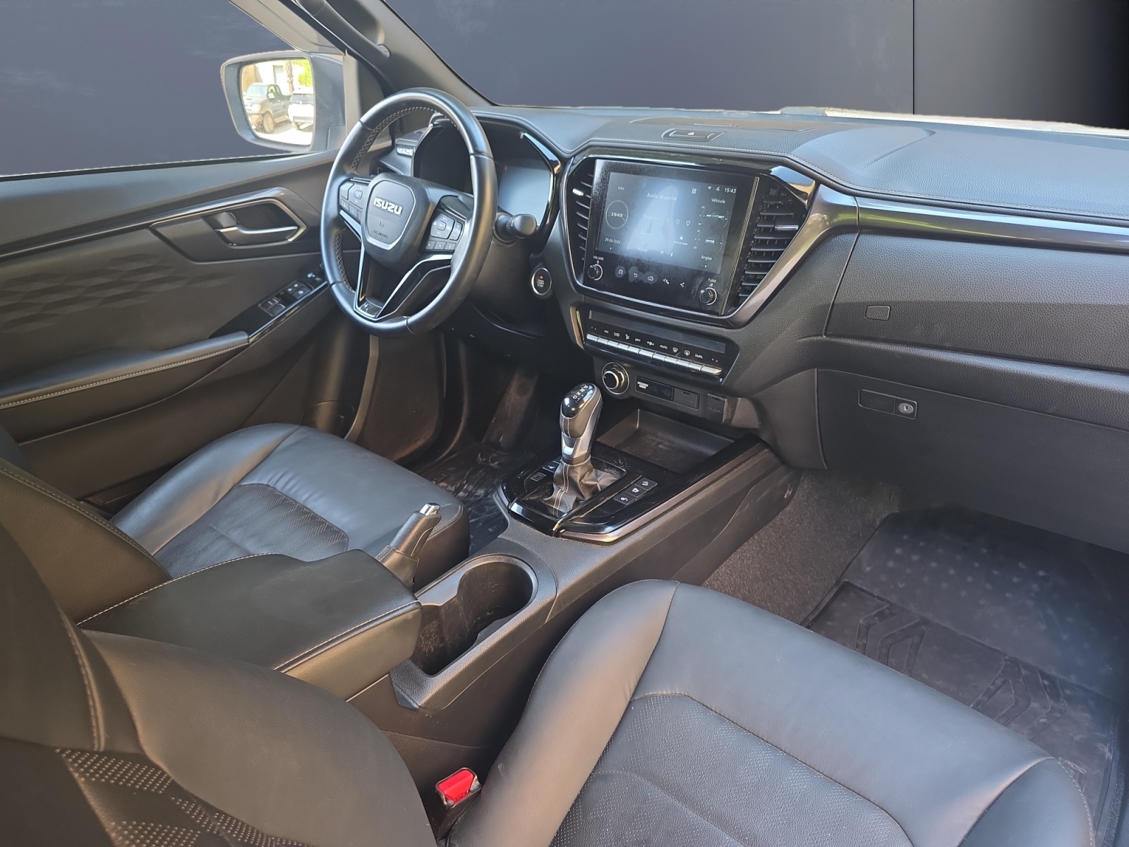 Isuzu D-Max 12