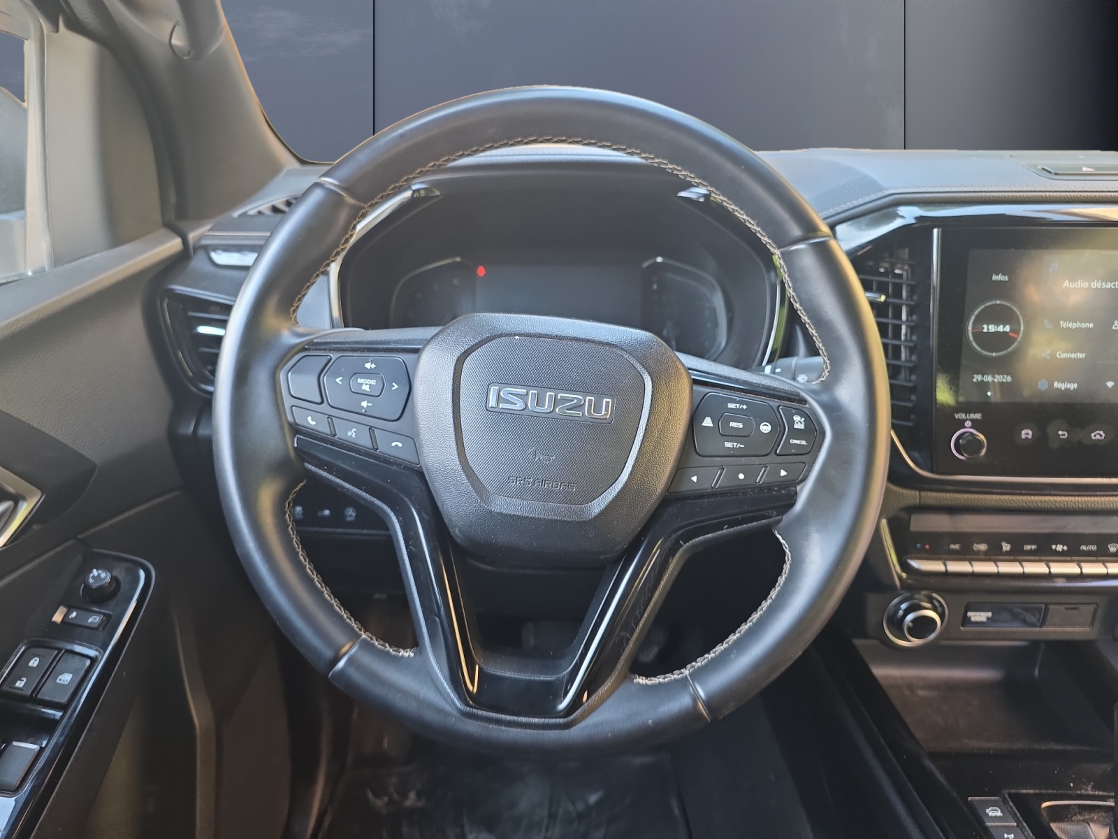 Isuzu D-Max 15