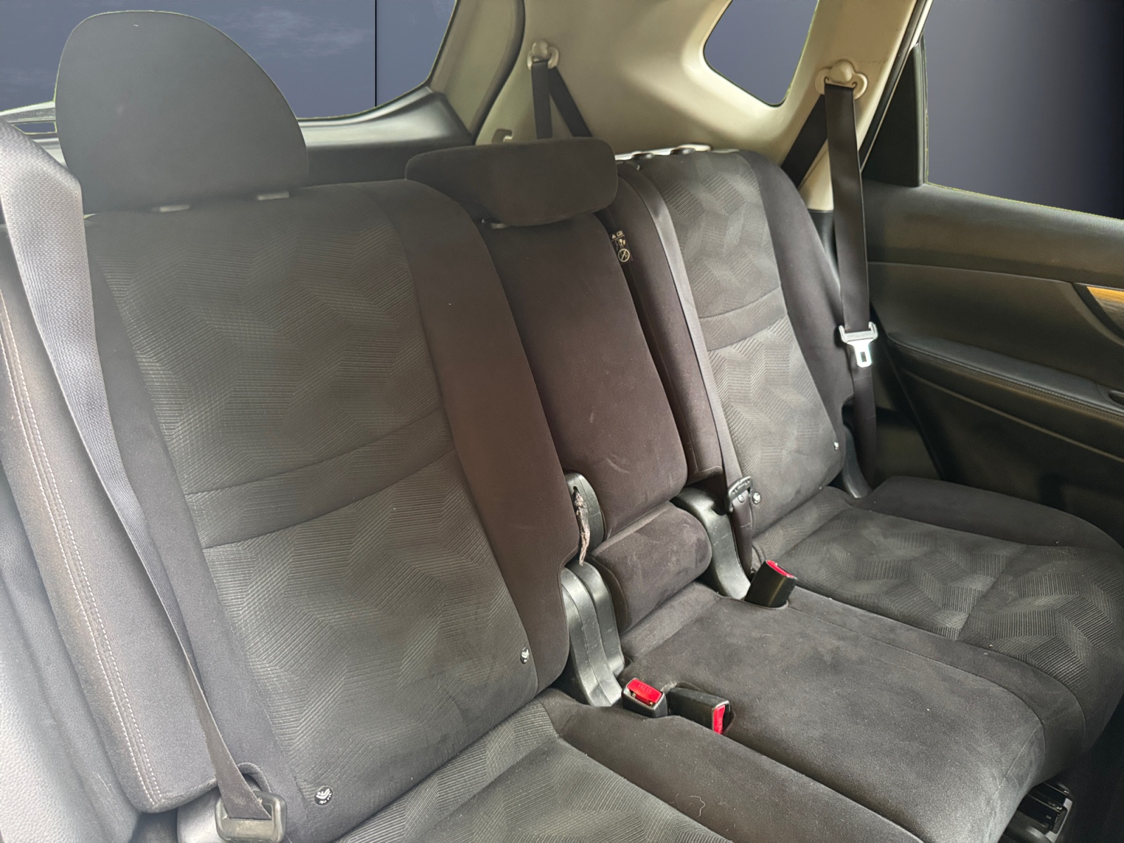 Nissan X-Trail 11