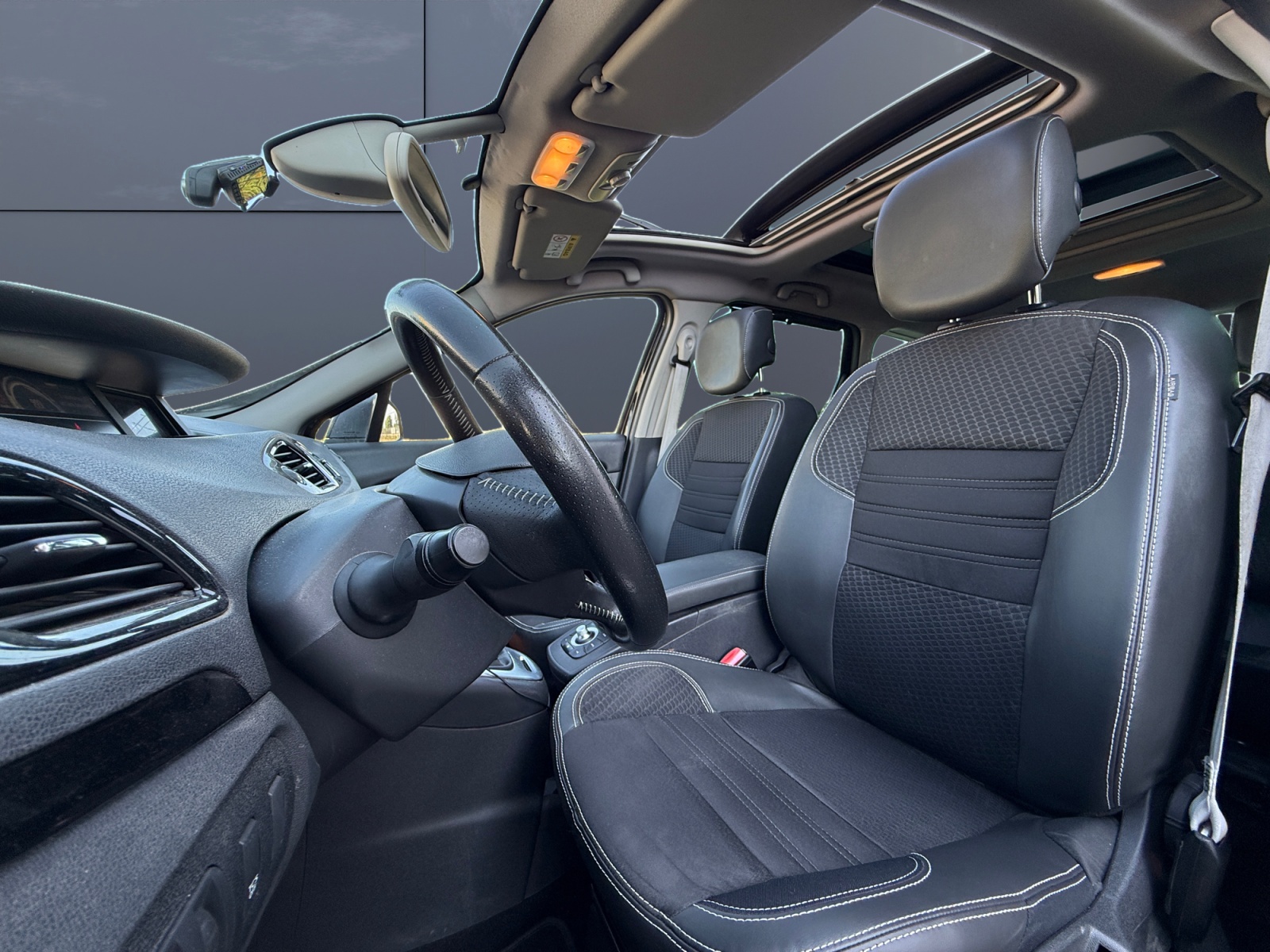 Renault Grand Scenic 9