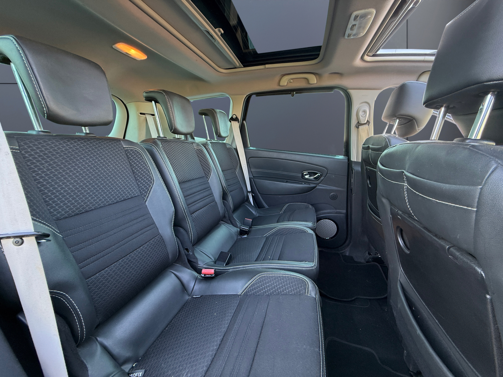Renault Grand Scenic 11