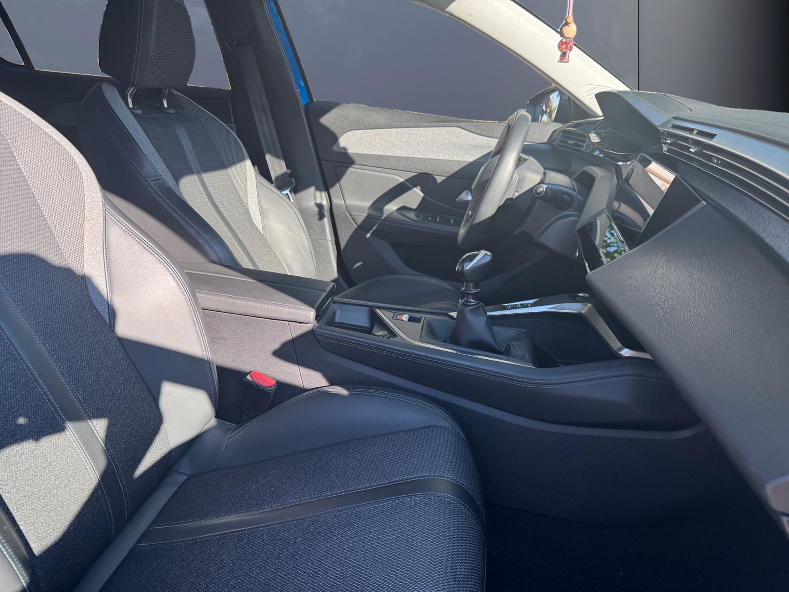 Peugeot 308 13