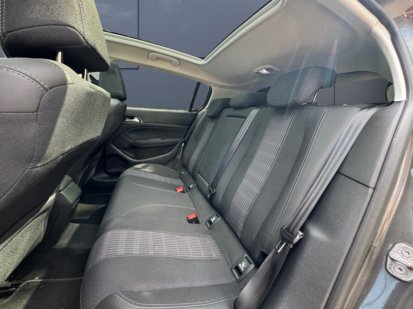 Peugeot 308 10