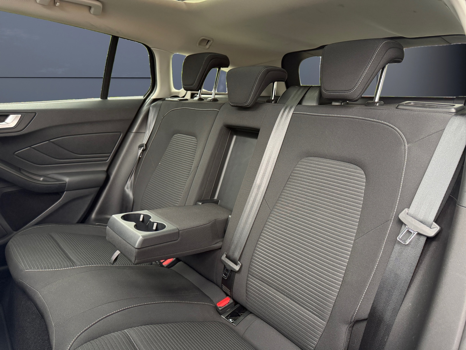 Ford Focus 10