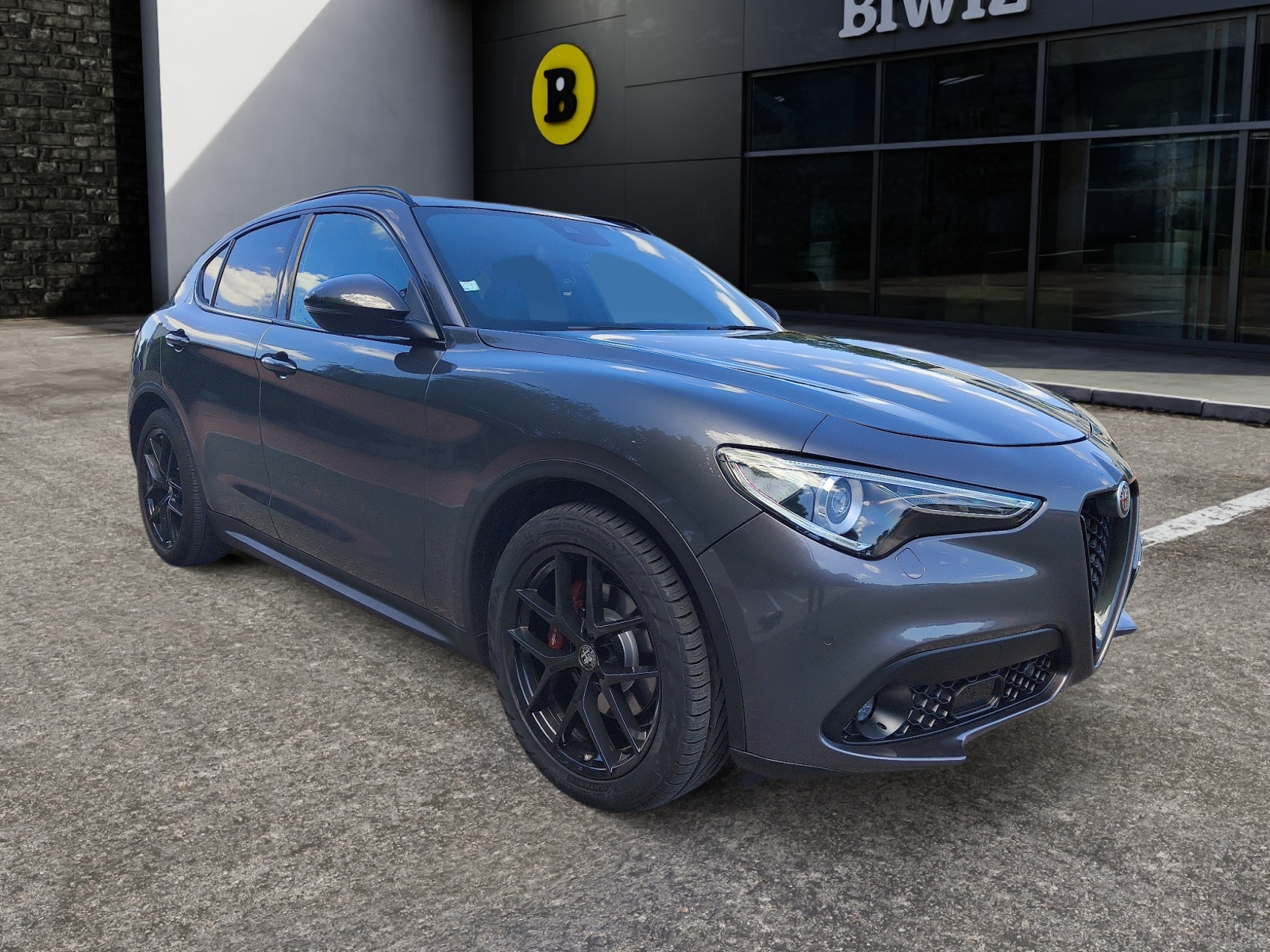 Alfa Romeo Stelvio 6