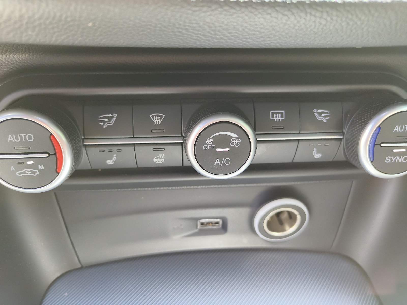 Alfa Romeo Stelvio 21