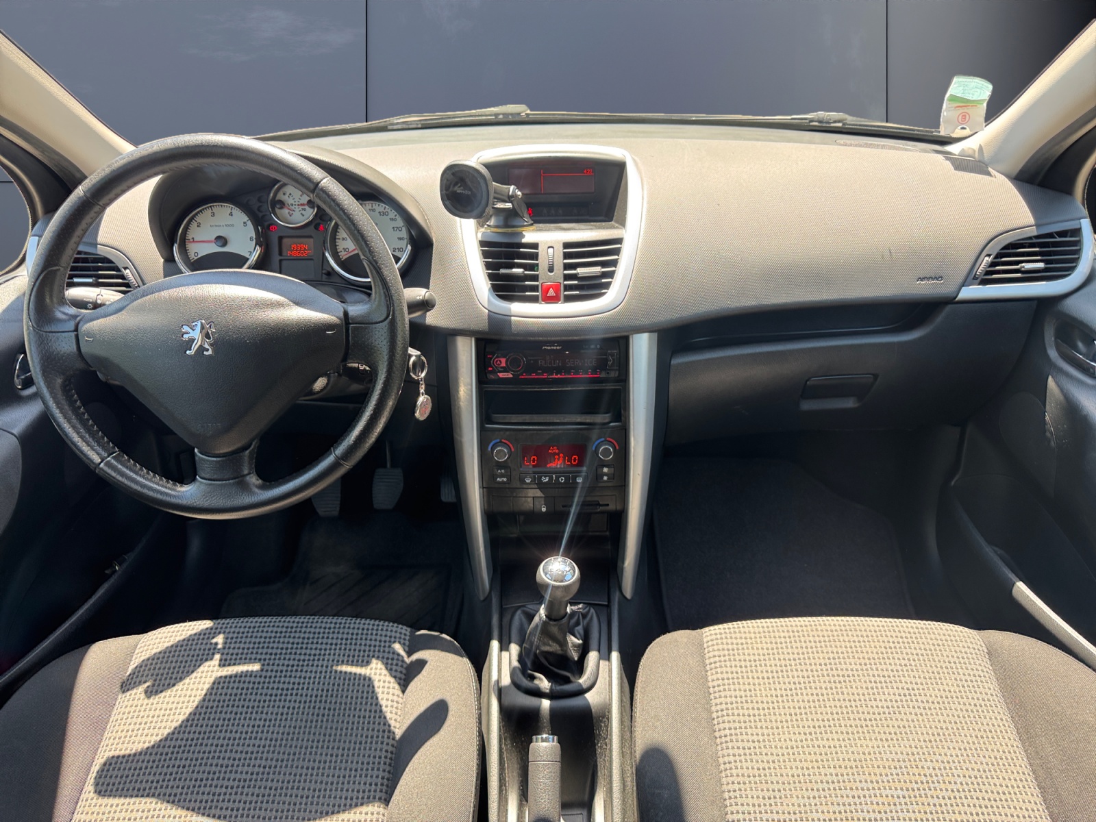 Peugeot 207 14