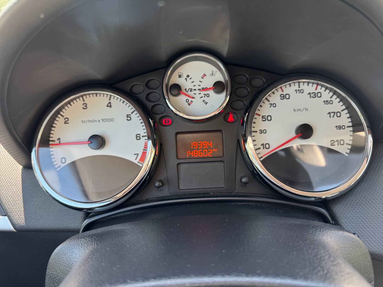 Peugeot 207 16