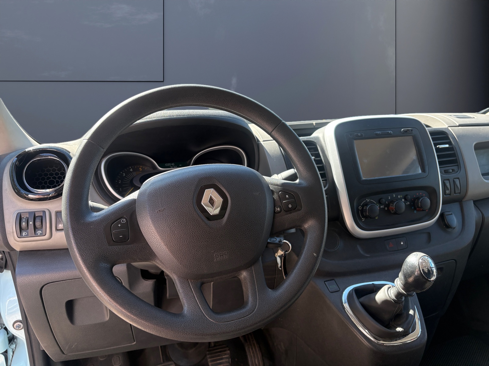 Renault Trafic 12