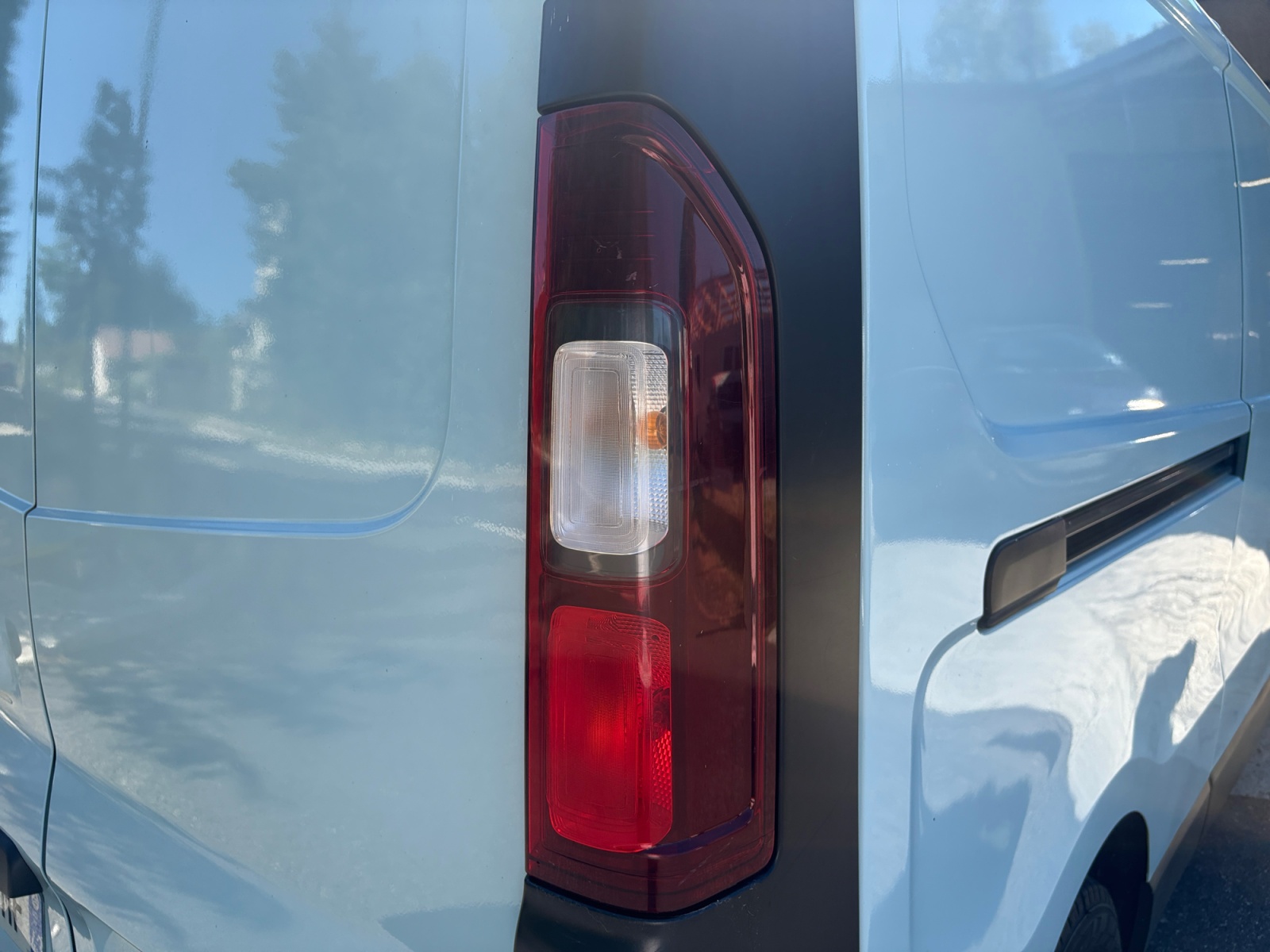 Renault Trafic 23