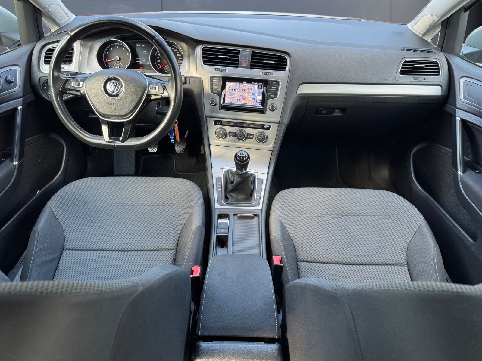 Volkswagen Golf 14