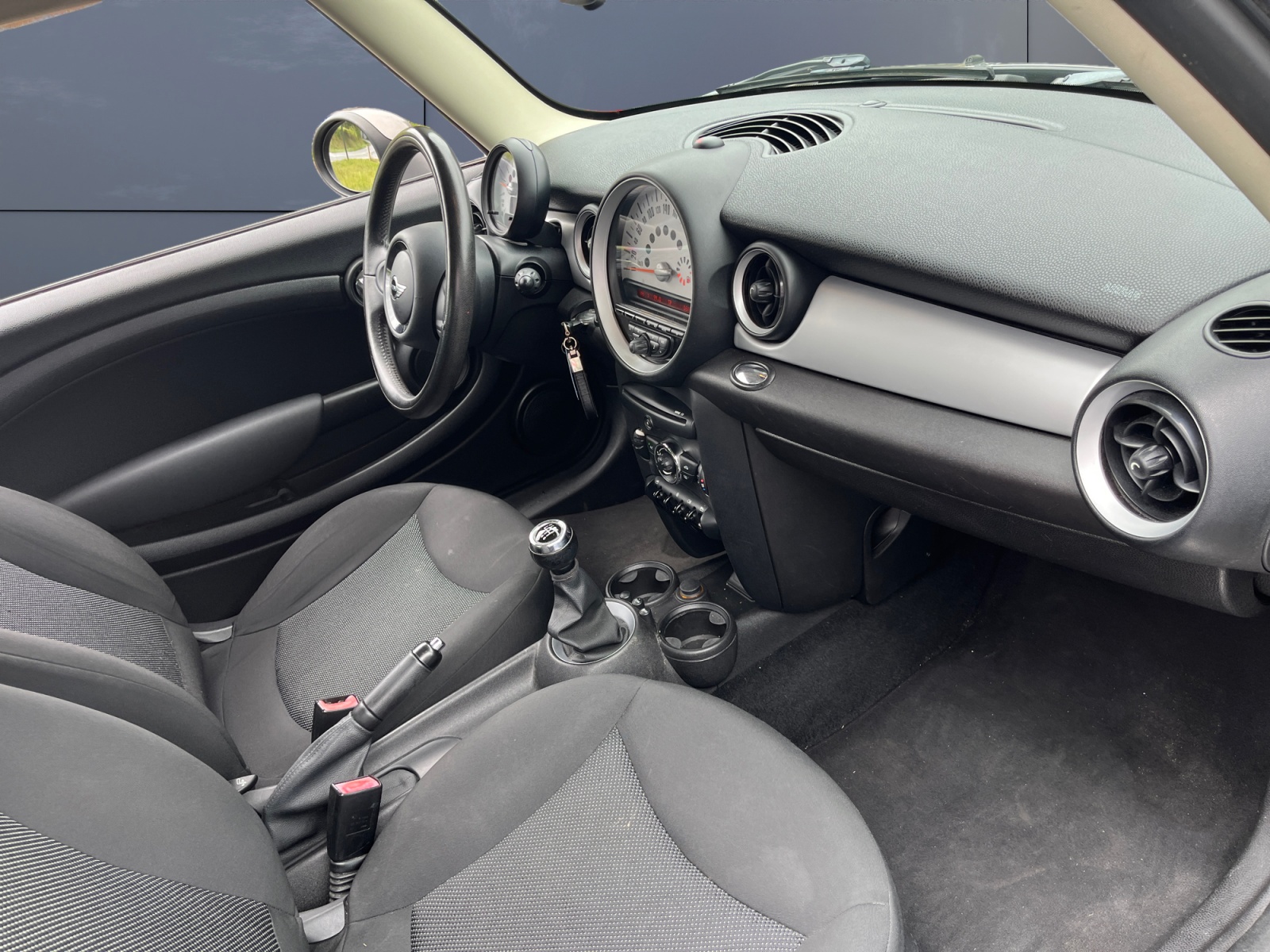 Mini Mini 12
