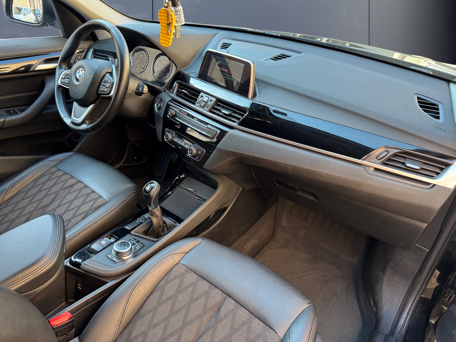 Bmw X1 12