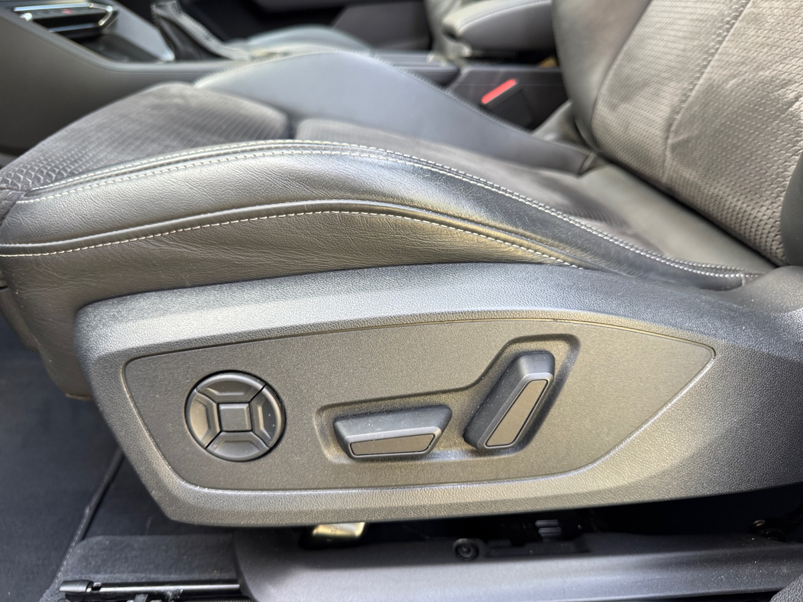 Audi Q3 19