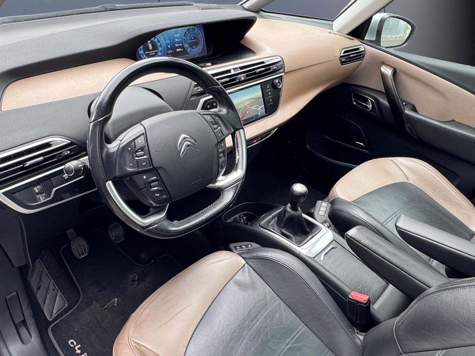 Citroen C4 Picasso 8