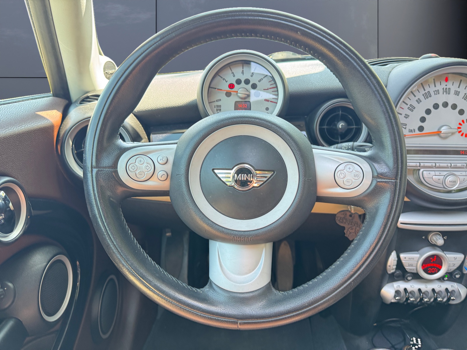 Mini Clubman 13