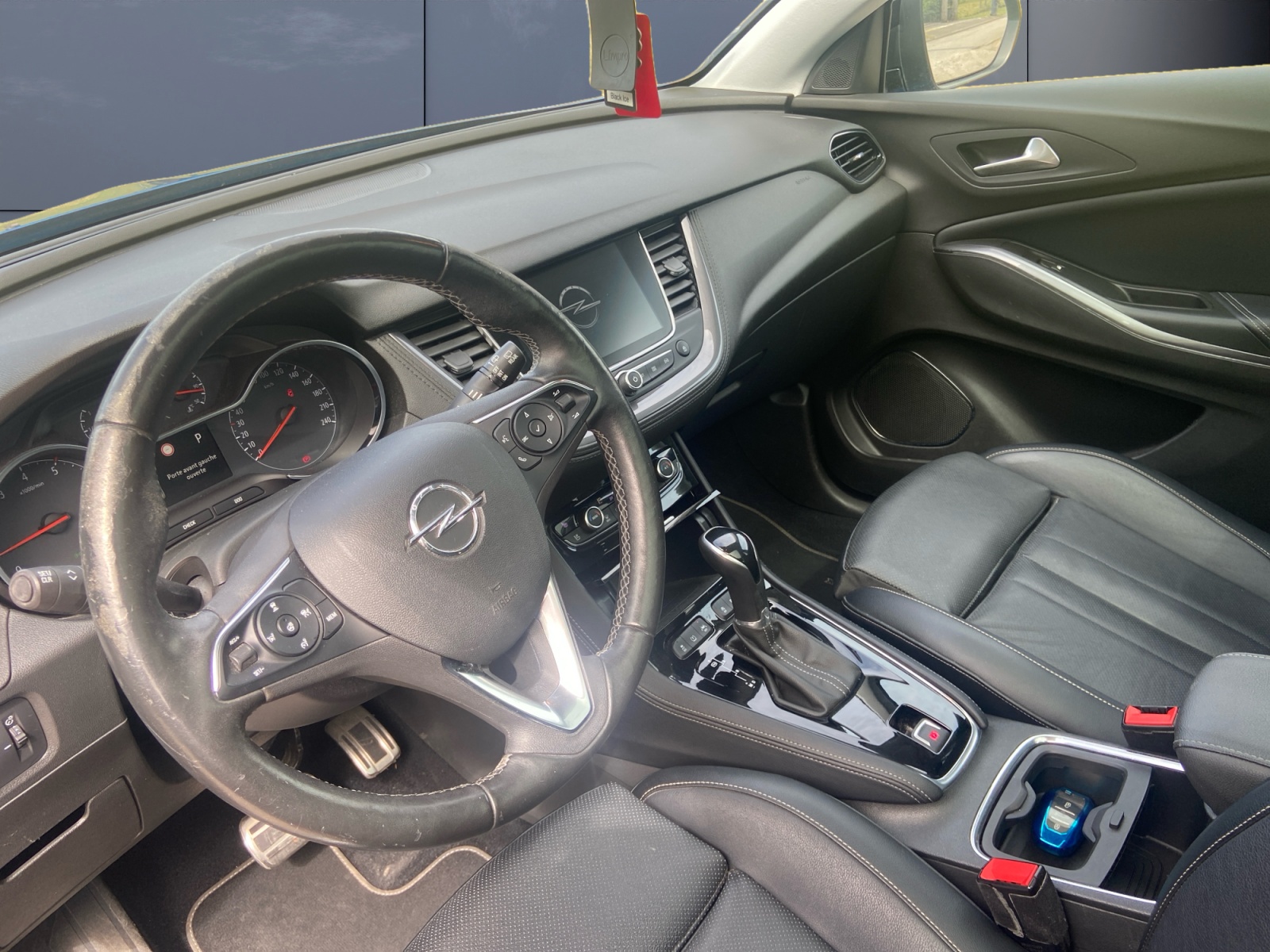 Opel Grandland X 8