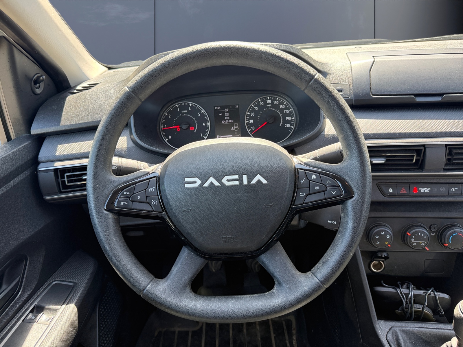 Dacia Sandero 15