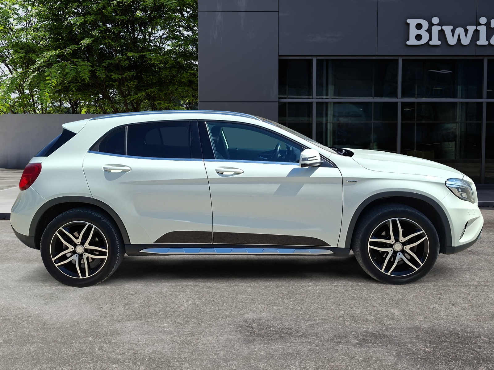 Mercedes-Benz Gla 5